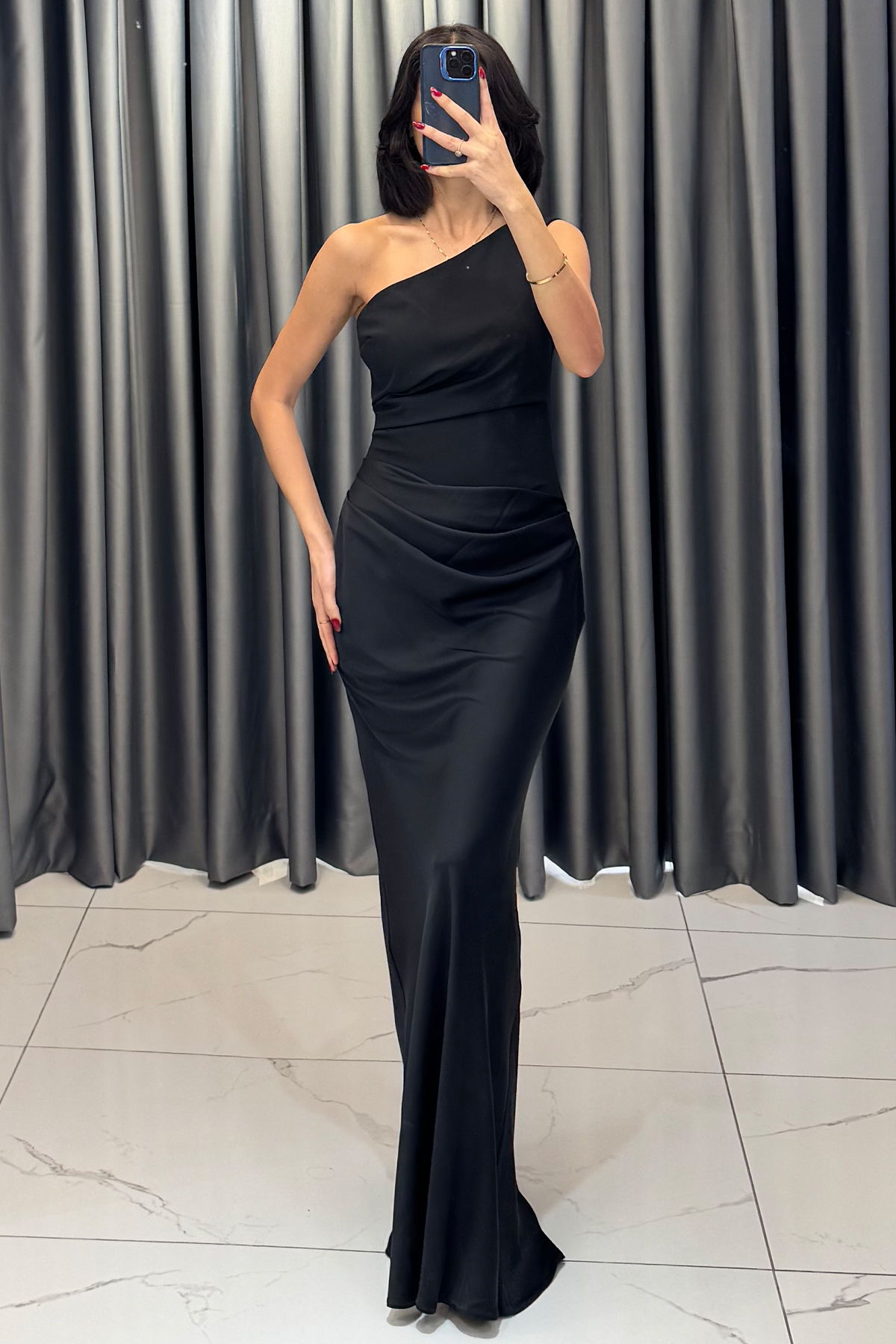 Belden Drapeli Tek Omuzlu Uzun Abiye Siyah