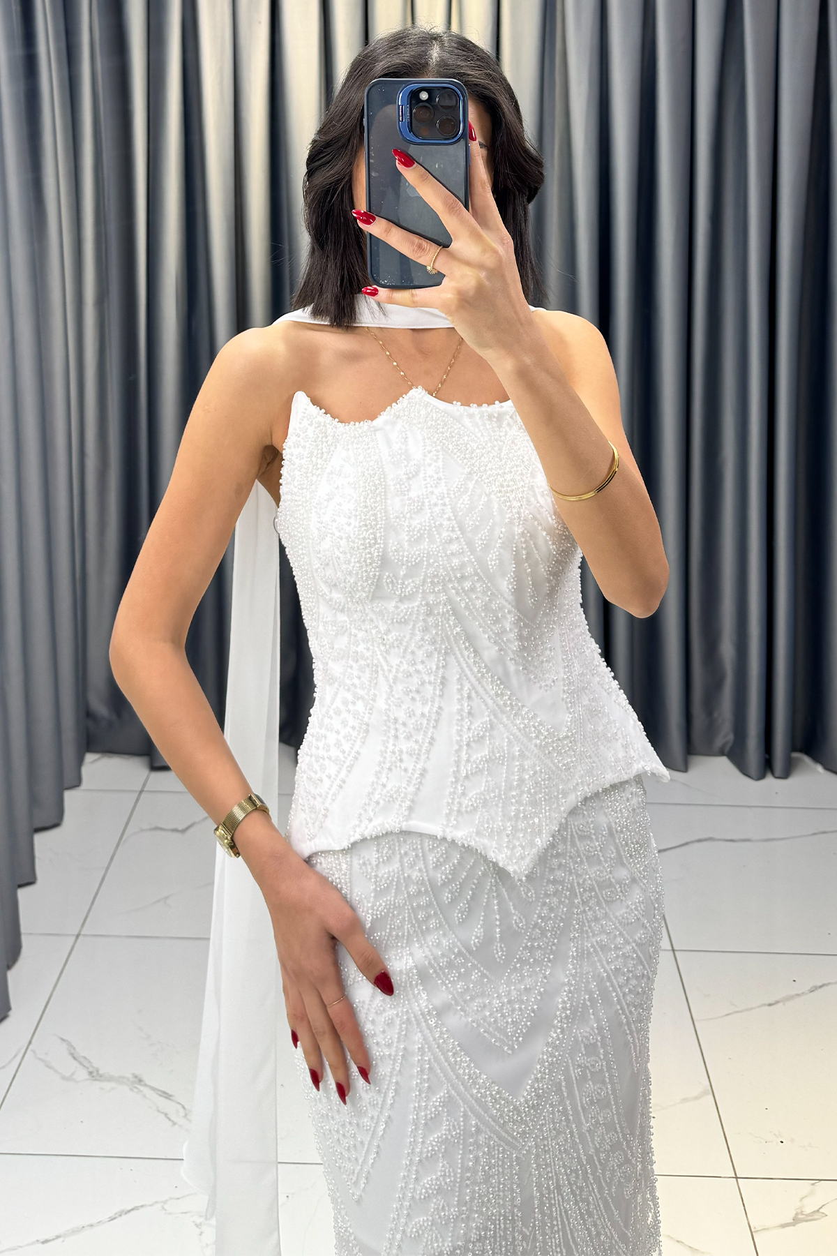 Boncuk İşlemeli Şal Detaylı Korsajlı Balık Model Abiye Beyaz - Görsel 2