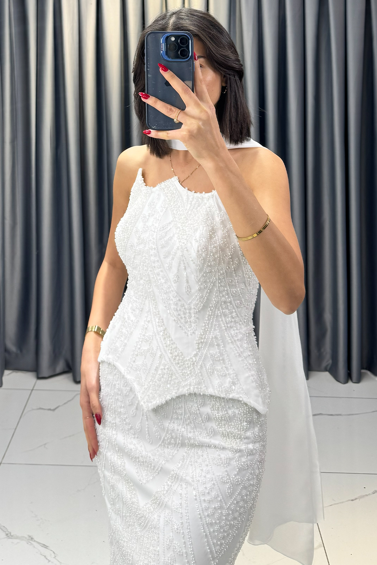 Boncuk İşlemeli Şal Detaylı Korsajlı Balık Model Abiye Beyaz - Görsel 4