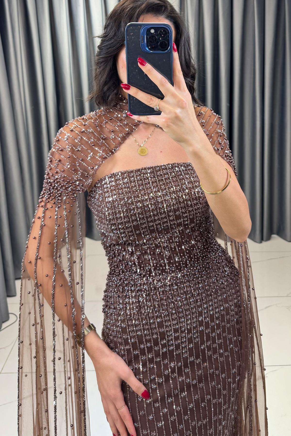 Boncuk İşlemeli Sırta Korsajlı Pelerinli Abiye Kahve - Görsel 4