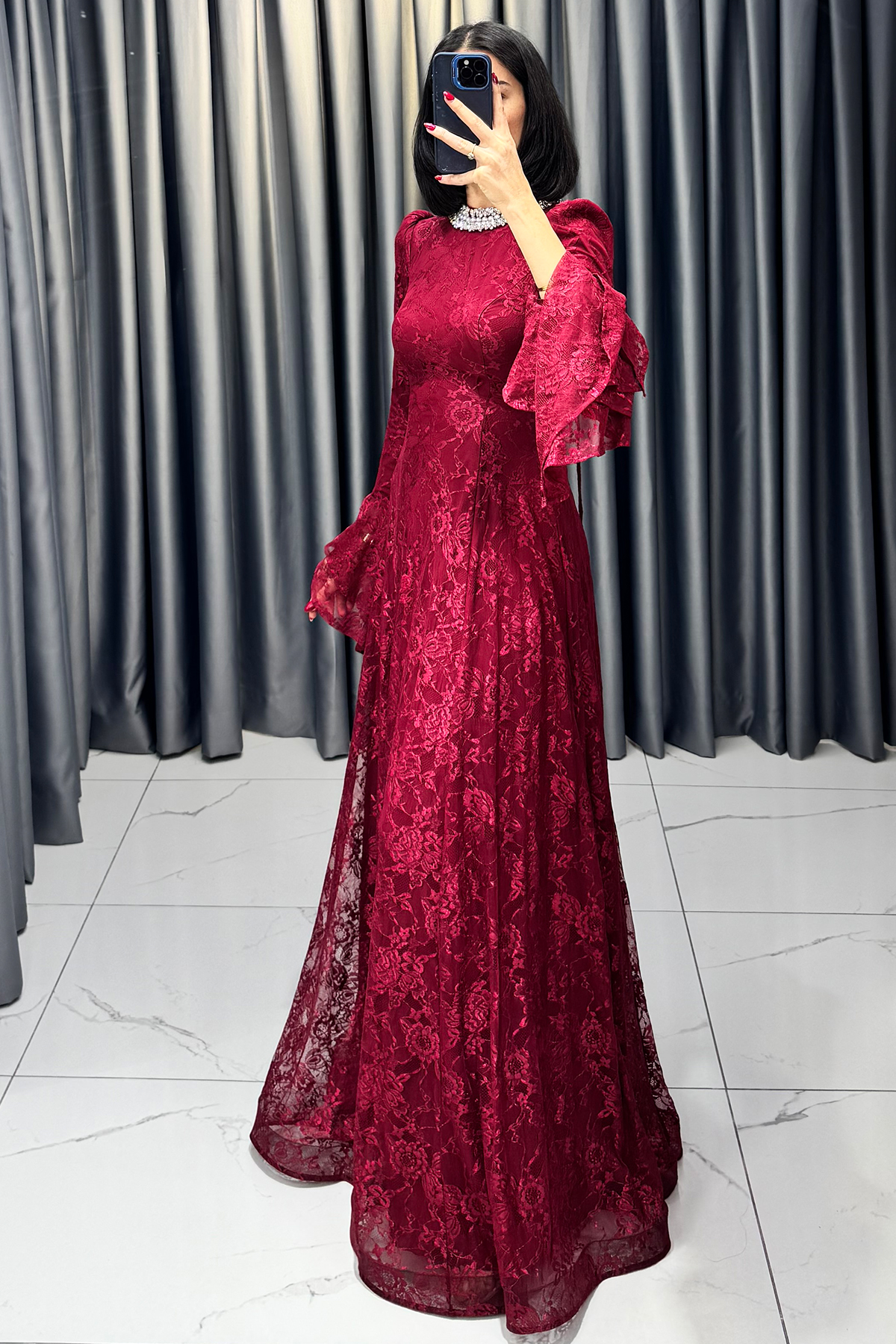 Boynu Taş İşlemeli Yarasa Kollu Arkası İpli Abiye Bordo - Görsel 3