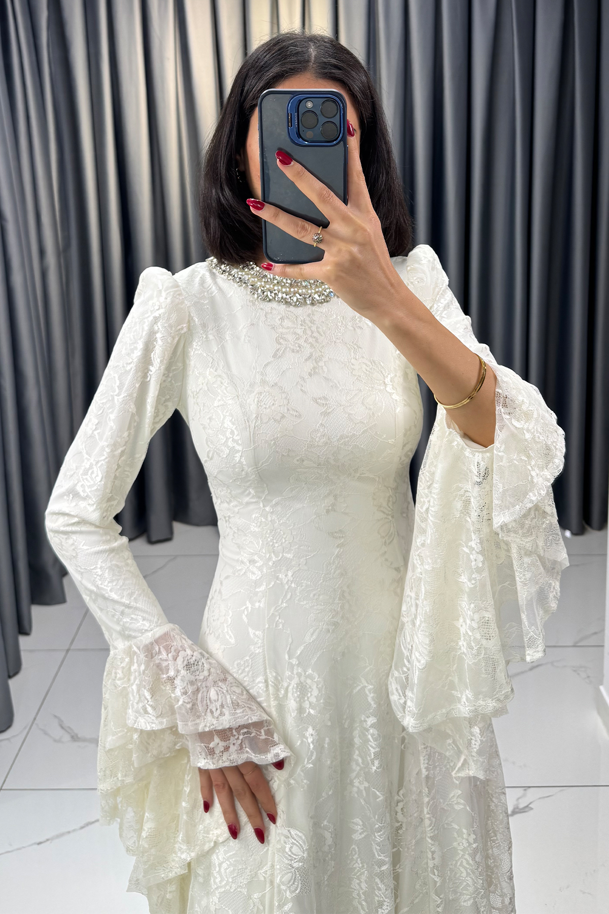 Boynu Taş İşlemeli Yarasa Kollu Arkası İpli Abiye Ekru - Görsel 2