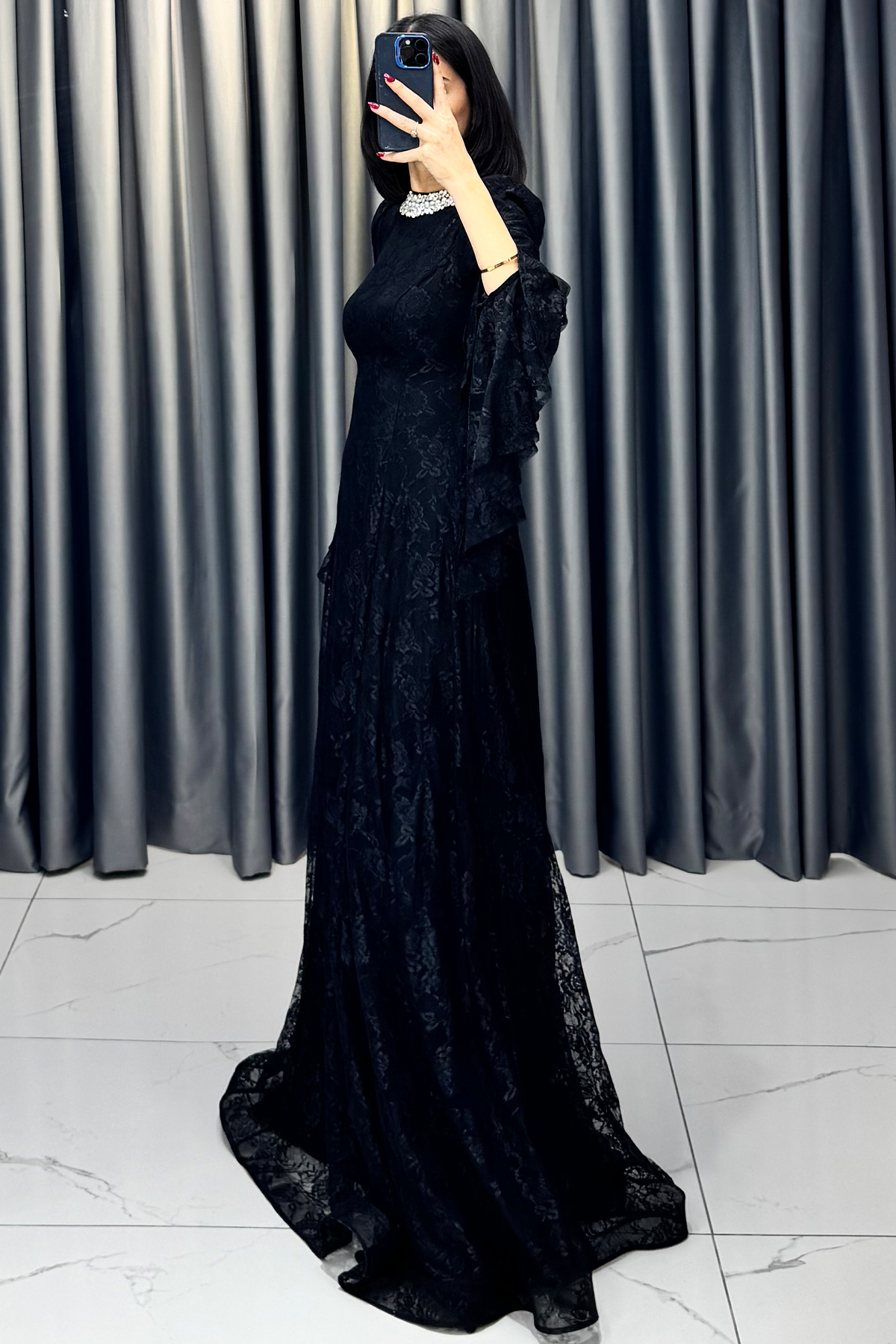 Boynu Taş İşlemeli Yarasa Kollu Arkası İpli Abiye Siyah - Görsel 3