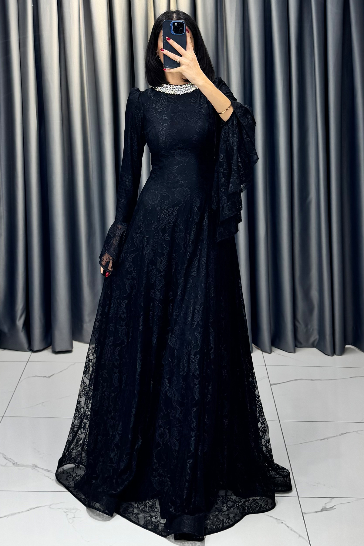 Boynu Taş İşlemeli Yarasa Kollu Arkası İpli Abiye Siyah - Görsel 6