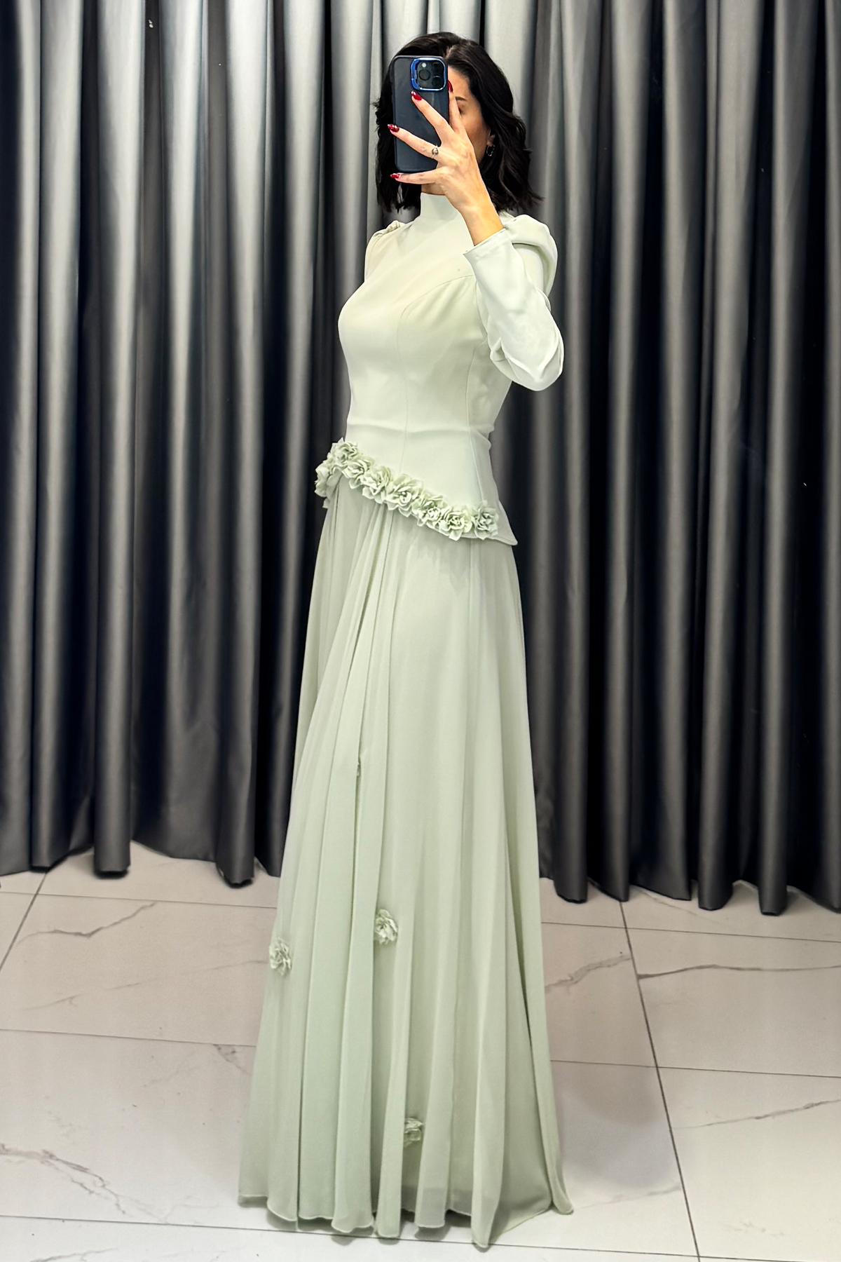 Çiçek Detaylı Belden Oturtmalı Tesettür Abiye Mint Yeşil - Görsel 3