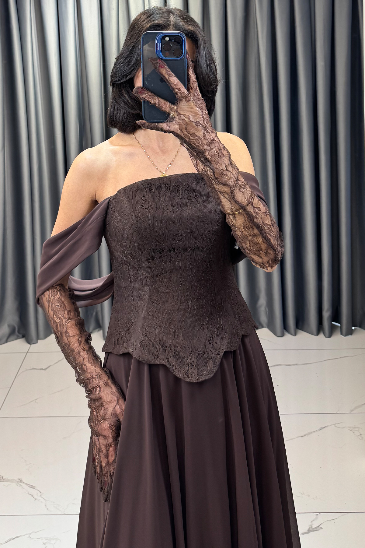 Düşük Kollu Dantel Detaylı Belden Oturtmalı Eldivenli Abiye Kahve - Görsel 2