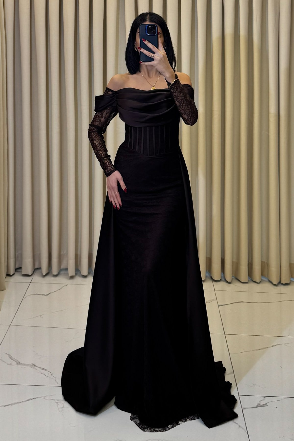 Düşük Kollu Lez Dantel Pelerinli Abiye Kahve