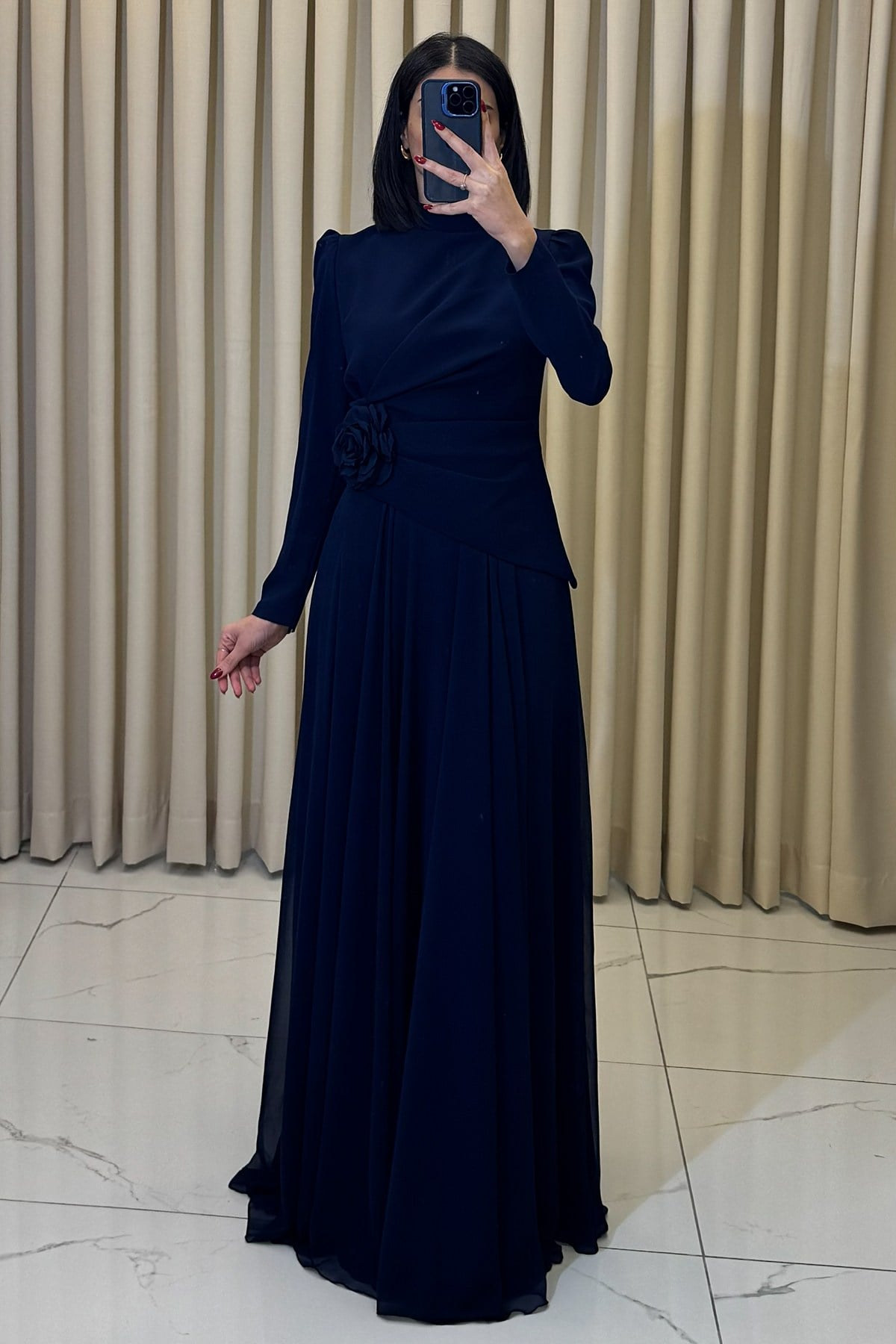 Gül Detaylı Büzgülü Tesettür Abiye Lacivert