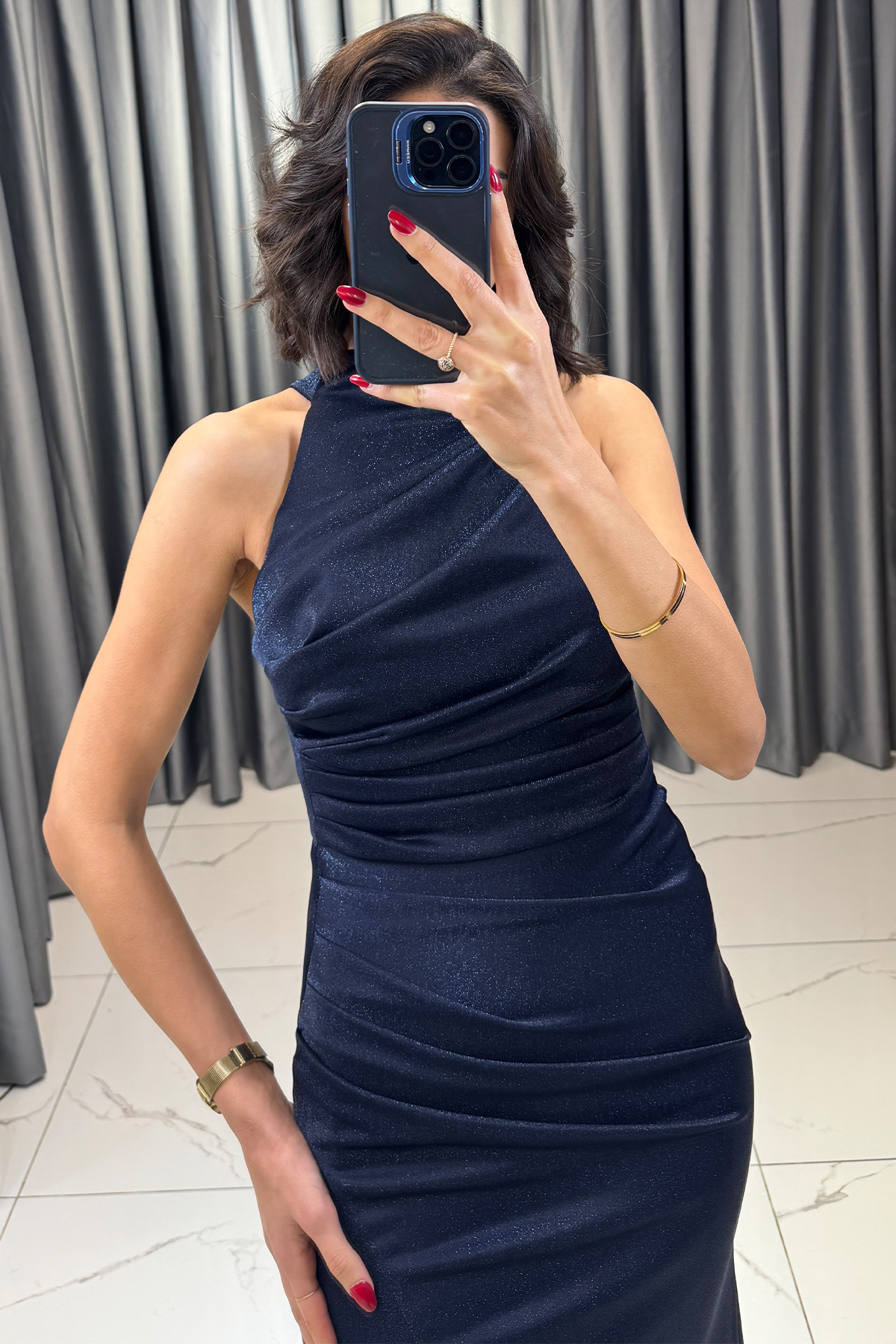 Halter Yaka Yırtmaçlı Sim Detaylı Balık Model Abiye Lacivert - Görsel 4