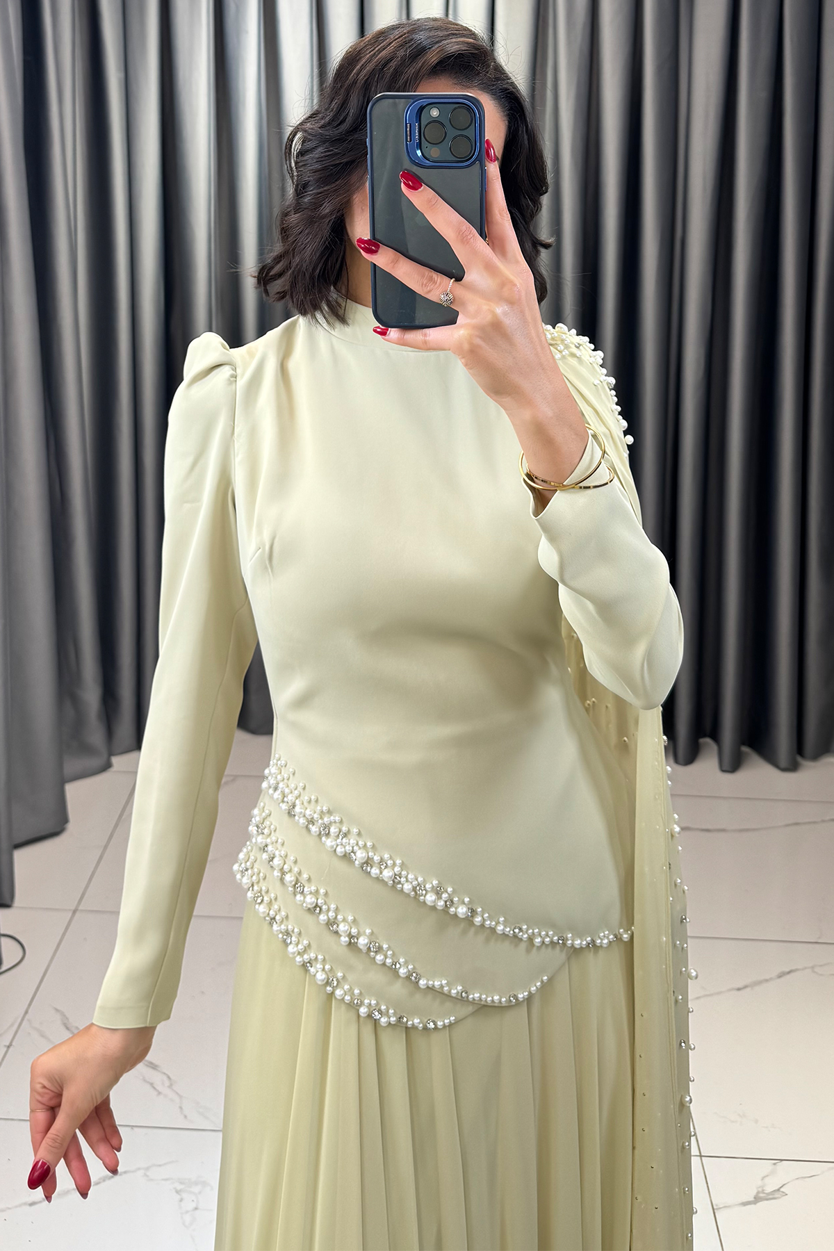 İnci Boncuk Detaylı Belden Oturtmalı Omuzdan Pelerinli Tesettür Abiye Yeşil  - Görsel 4