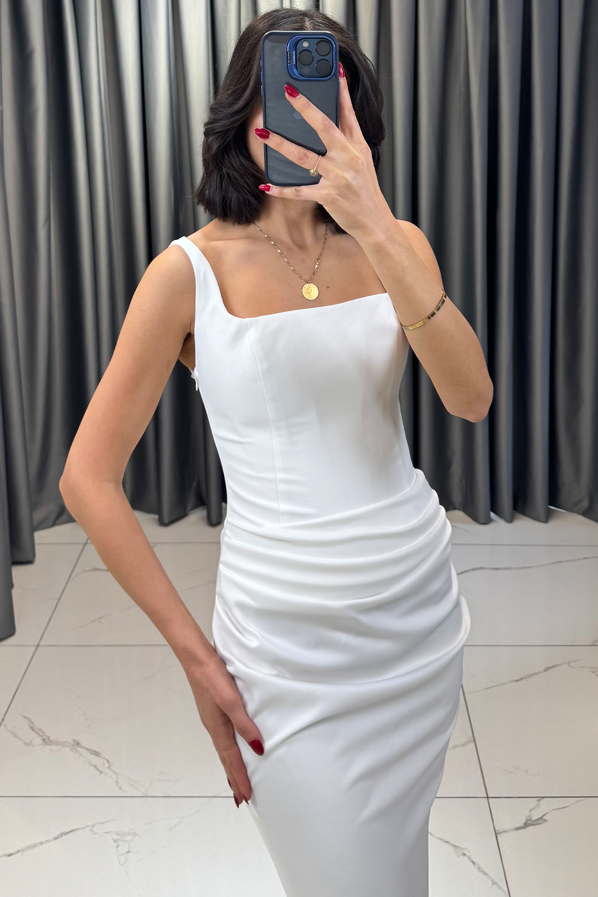 Kare Yaka Askı Detaylı Belden Oturtmalı Abiye Beyaz - Görsel 2