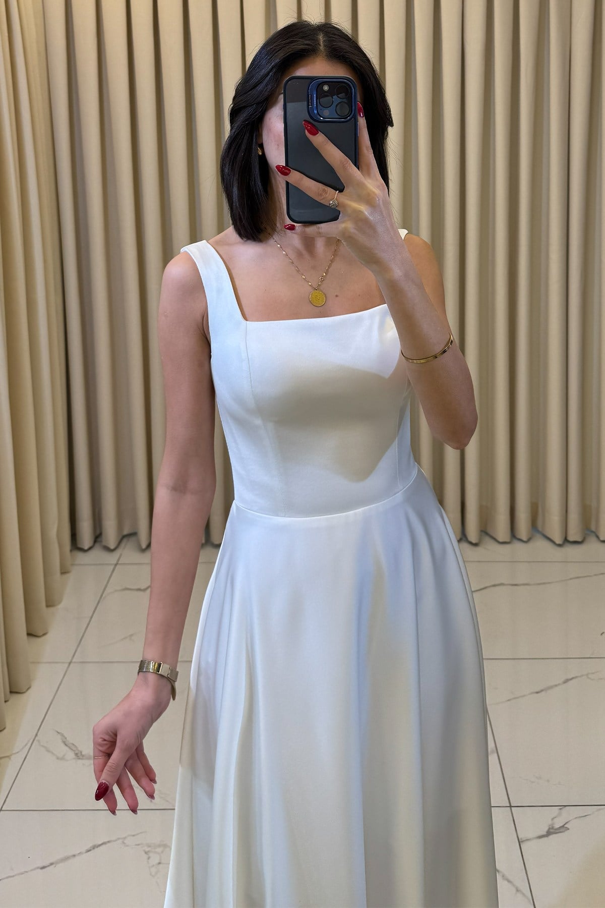 Kare Yaka Sırtı Bağcıklı Kısa Abiye Beyaz - Görsel 2