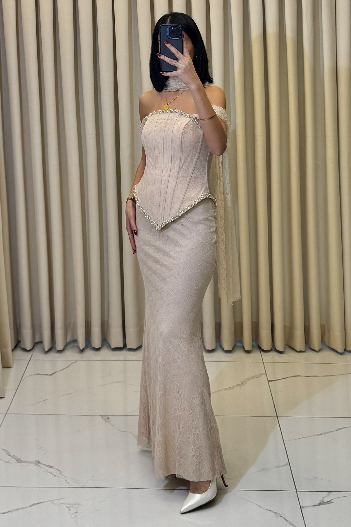 Korse Detaylı Taş İşlemeli Şal Aksesuarlı Abiye Ekru - Görsel 3