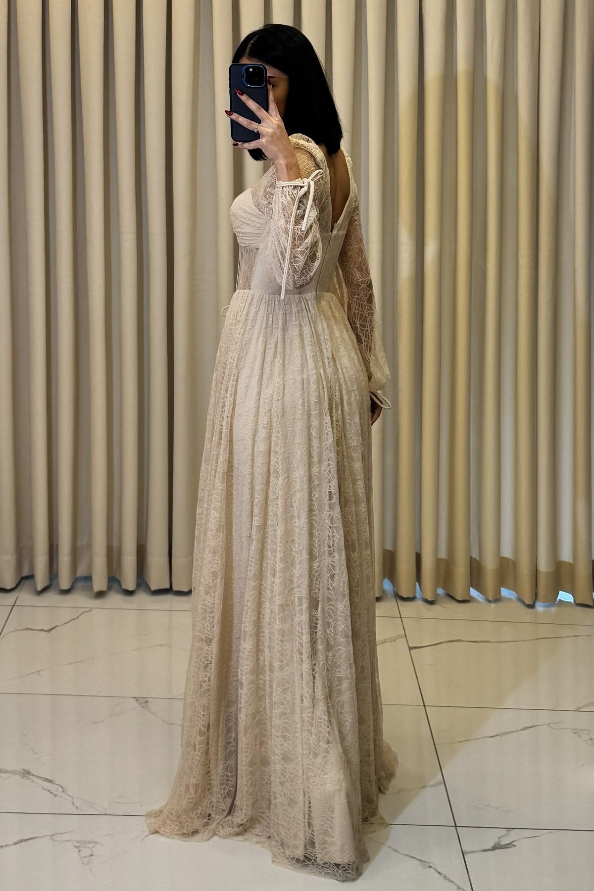 Önü Bağcıklı Lez Dantel Kare Yaka Uzun Kollu Abiye Bej - Görsel 6