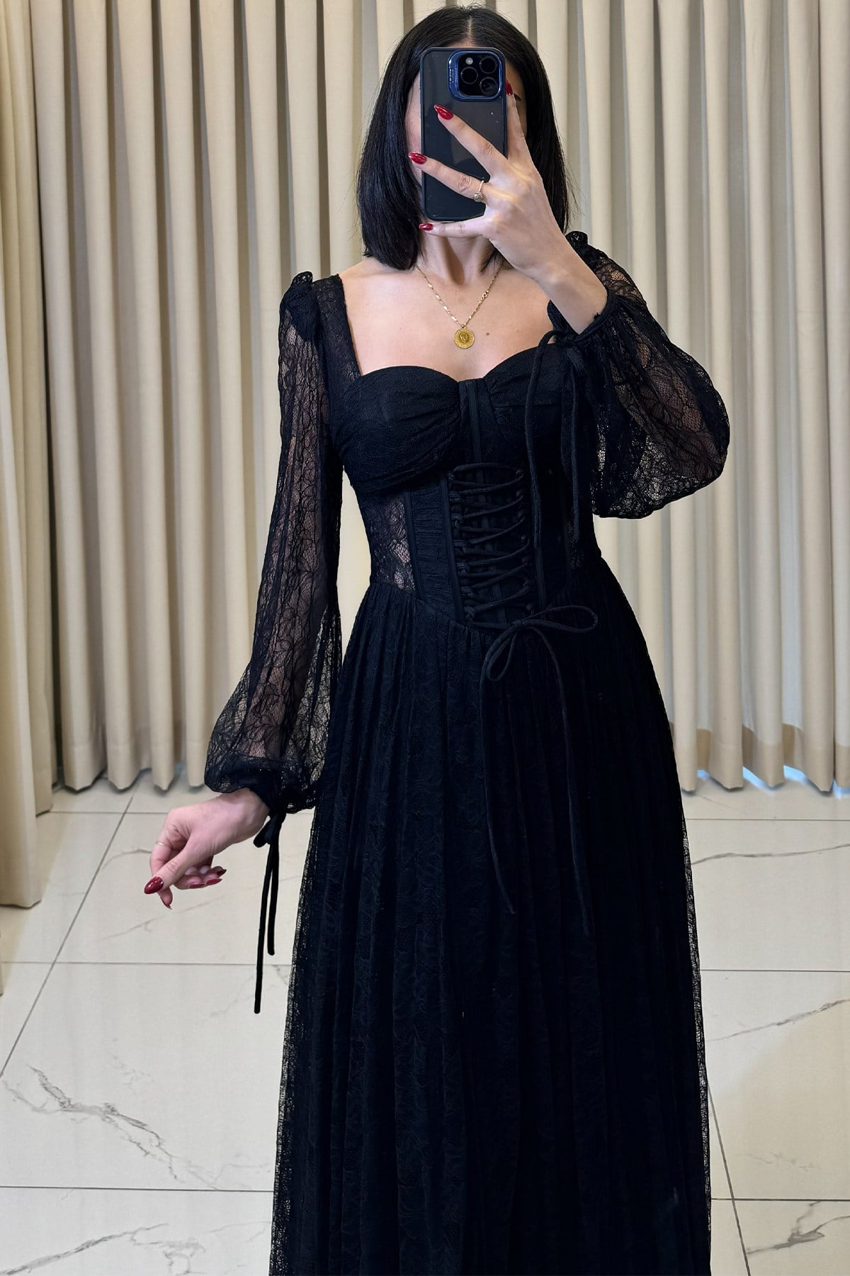 Önü Bağcıklı Lez Dantel Kare Yaka Uzun Kollu Abiye Siyah - Görsel 2