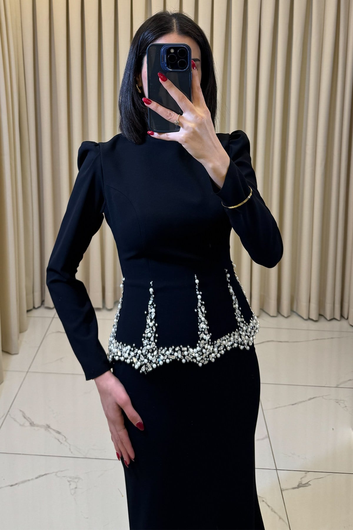 Taş Detaylı Belden Oturtmalı Balık Formunda Tesettür Abiye Siyah - Görsel 2